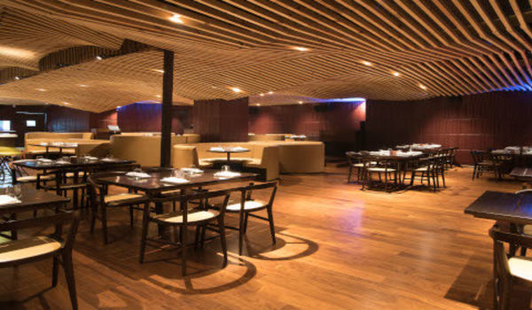 Japanese Fusion Restaurant: A Culinary Symphony at Kuro Bar & Dining
